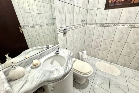 Casa para alugar com 180m², 3 quartos e 8 vagasBanheiro da suíte