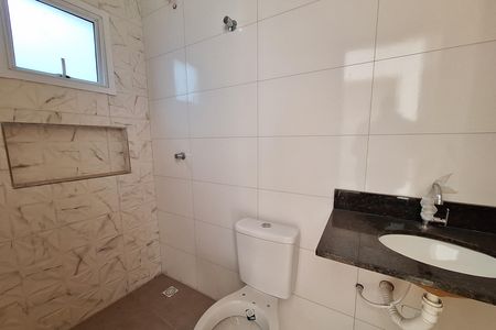 Apartamento à venda com 54m², 2 quartos e 1 vaga Apartamento à venda com 54m², 2 quartos e 1 vagaBanheiro da Suíte 2
