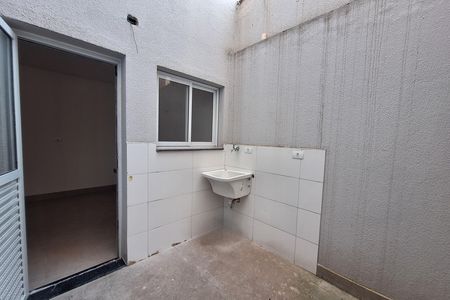 Apartamento à venda com 54m², 2 quartos e 1 vaga Apartamento à venda com 54m², 2 quartos e 1 vagaÁrea de Serviço