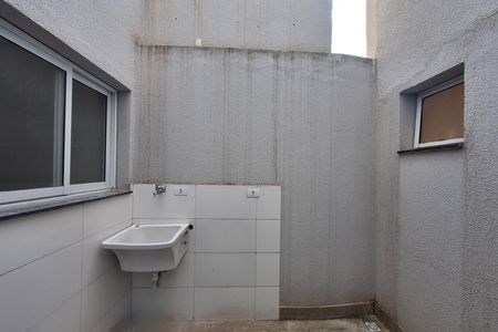 Apartamento à venda com 54m², 2 quartos e 1 vaga Apartamento à venda com 54m², 2 quartos e 1 vagaÁrea de Serviço