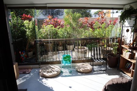 Apartamento à venda com 152m², 3 quartos e 2 vagasVARANDA