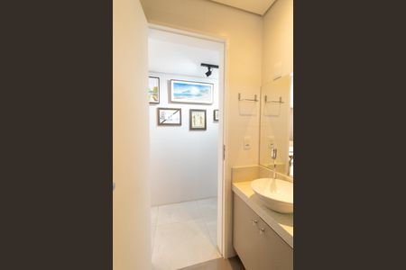 Apartamento à venda com 77m², 2 quartos e 1 vagaBanheiro Social