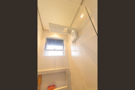 Apartamento à venda com 77m², 2 quartos e 1 vagaBanheiro da Suíte