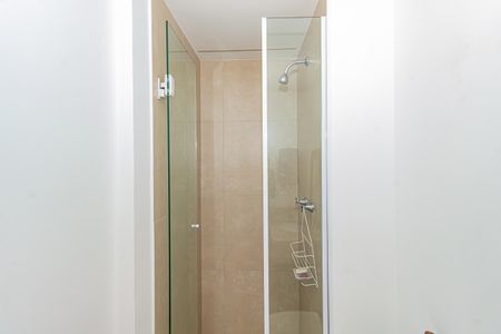 Apartamento à venda com 69m², 2 quartos e 1 vaga Apartamento à venda com 69m², 2 quartos e 1 vagaBanheiro