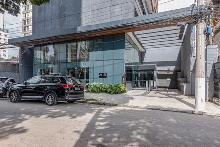 Apartamento à venda com 69m², 2 quartos e 1 vaga Apartamento à venda com 69m², 2 quartos e 1 vagaFachada