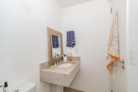 Apartamento à venda com 69m², 2 quartos e 1 vaga Apartamento à venda com 69m², 2 quartos e 1 vagaBanheiro