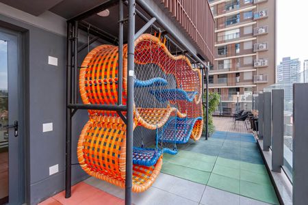 Apartamento à venda com 69m², 2 quartos e 1 vaga Apartamento à venda com 69m², 2 quartos e 1 vagaÁrea comum - Playground