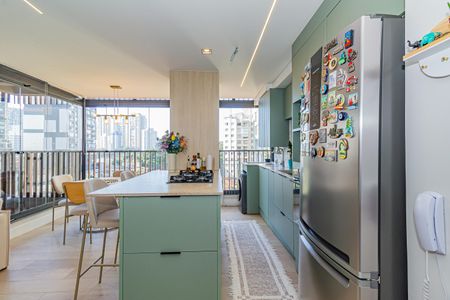 Apartamento à venda com 69m², 2 quartos e 1 vaga Apartamento à venda com 69m², 2 quartos e 1 vagaCozinha e Área de Serviço