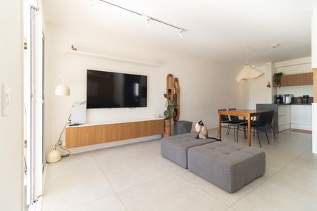 Sala de apartamento à venda com 2 quartos, 92m² em Vila Gumercindo, São Paulo