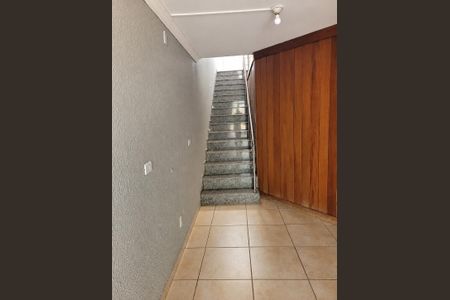 Casa de condomínio para alugar com 300m², 3 quartos e 3 vagas Casa de condomínio para alugar com 300m², 3 quartos e 3 vagasQuarto