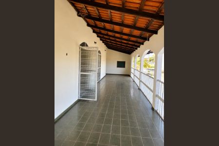 Casa de condomínio para alugar com 300m², 3 quartos e 3 vagas Casa de condomínio para alugar com 300m², 3 quartos e 3 vagasVaranda