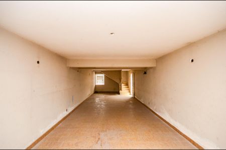 Garagem de casa à venda com 4 quartos, 187m² em Vila Comercial, São Paulo