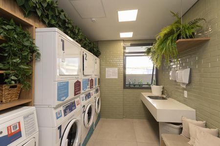 Studio para alugar com 27m², 1 quarto e sem vaga Studio para alugar com 27m², 1 quarto e sem vagaLavanderia