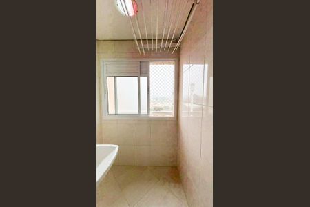 Apartamento para alugar com 72m², 3 quartos e 2 vagas Apartamento para alugar com 72m², 3 quartos e 2 vagasÁrea de Serviço