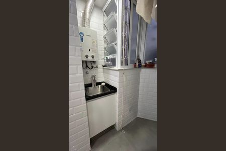 Apartamento à venda com 68m², 2 quartos e sem vaga Apartamento à venda com 68m², 2 quartos e sem vagaÁrea de Serviço