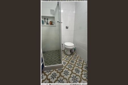 Apartamento à venda com 68m², 2 quartos e sem vaga Apartamento à venda com 68m², 2 quartos e sem vagaBanheiro 2