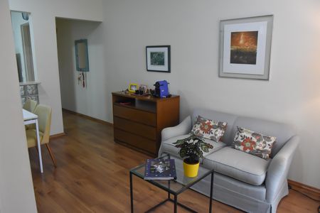 Apartamento à venda com 62m², 2 quartos e 1 vaga