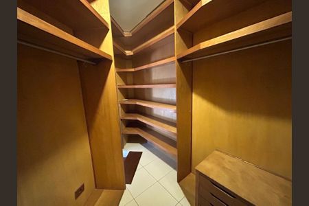 Foto 38 de casa à venda com 4 quartos, 400m² em Vila Progredior, São Paulo