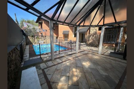 Casa à venda com 400m², 4 quartos e 4 vagasFoto 24