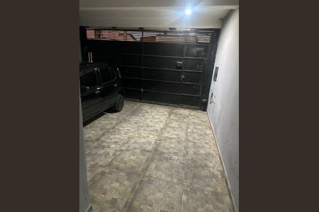 Garagem de casa para alugar com 2 quartos, 100m² em Jardim Eva, São Paulo