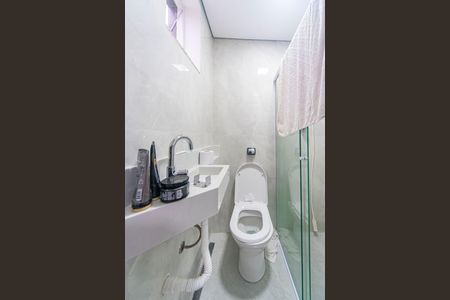 Casa para alugar com 370m², 5 quartos e 3 vagasBanheiro do Quarto 2