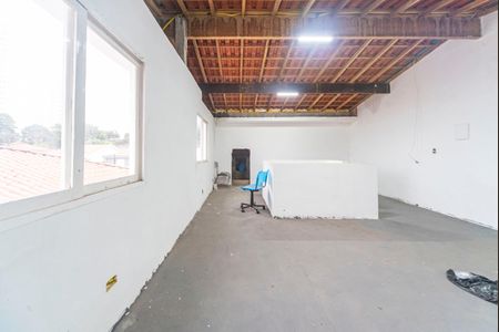 Casa para alugar com 370m², 5 quartos e 3 vagasSótão