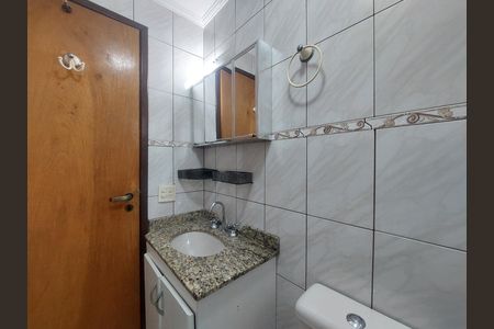 Apartamento para alugar com 74m², 3 quartos e 2 vagas Apartamento para alugar com 74m², 3 quartos e 2 vagasBanheiro Social