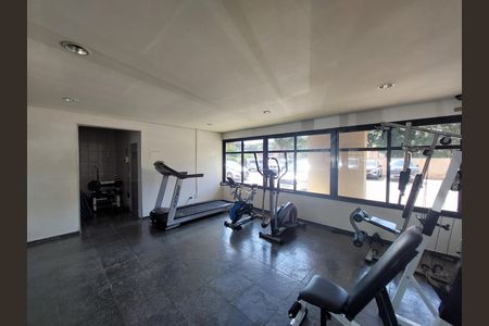 Apartamento para alugar com 74m², 3 quartos e 2 vagas Apartamento para alugar com 74m², 3 quartos e 2 vagasAcademia
