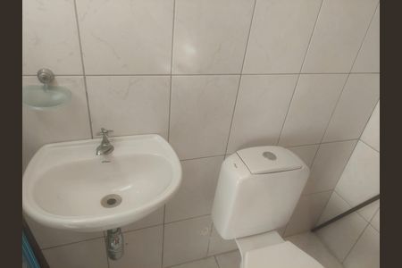 Banheiro na Área de Serviço de apartamento para alugar com 3 quartos, 74m² em Vila do Castelo, São Paulo