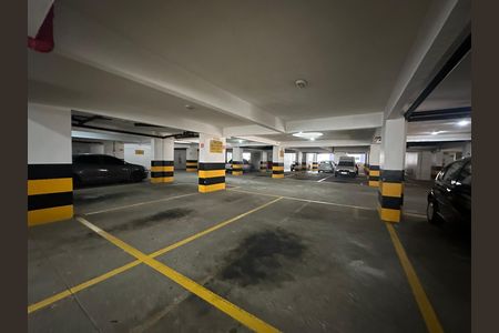 Garagem de apartamento para alugar com 1 quarto, 32m² em Centro, São Vicente