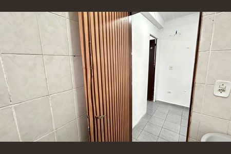 Banheiro de apartamento para alugar com 2 quartos, 75m² em Jardim Baruch, Guarulhos