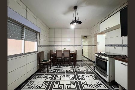 Casa para alugar com 700m², 6 quartos e 2 vagas Casa para alugar com 700m², 6 quartos e 2 vagasCozinha - Armários