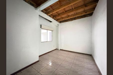 Casa para alugar com 700m², 6 quartos e 2 vagas Casa para alugar com 700m², 6 quartos e 2 vagasFundos- Quarto 2