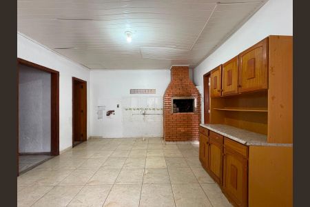 Casa para alugar com 700m², 6 quartos e 2 vagas Casa para alugar com 700m², 6 quartos e 2 vagasFundos- sala/cozinha