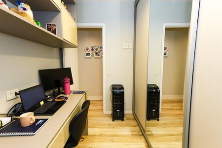 Apartamento à venda com 96m², 3 quartos e 2 vagasquarto 1
