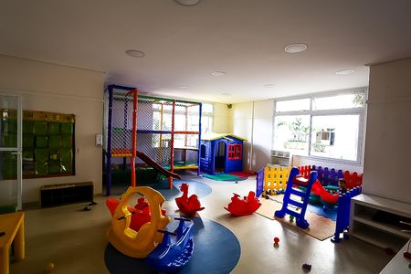 Apartamento à venda com 96m², 3 quartos e 2 vagasBrinquedoteca