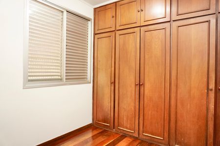 Apartamento para alugar com 72m², 2 quartos e 1 vagaSuíte 