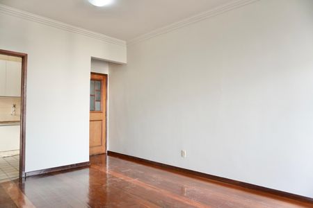 Sala  de apartamento para alugar com 2 quartos, 72m² em Santa Tereza, Belo Horizonte