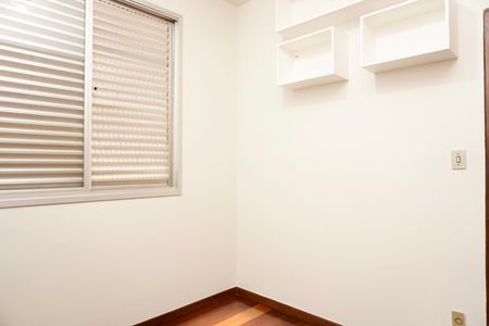Apartamento para alugar com 72m², 2 quartos e 1 vagaQuarto 1