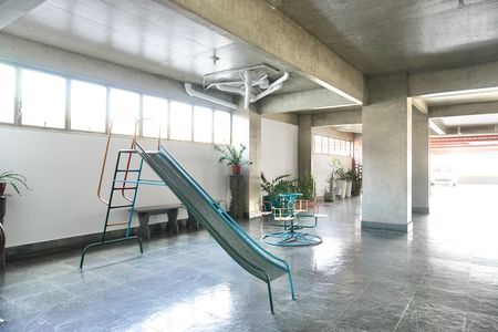 Apartamento para alugar com 72m², 2 quartos e 1 vagaÁrea comum
