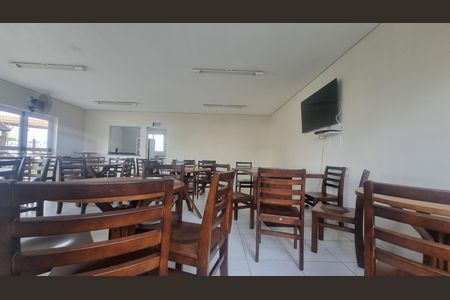 Apartamento para alugar com 43m², 2 quartos e 1 vaga Apartamento para alugar com 43m², 2 quartos e 1 vagaÁrea comum - Salão de festas