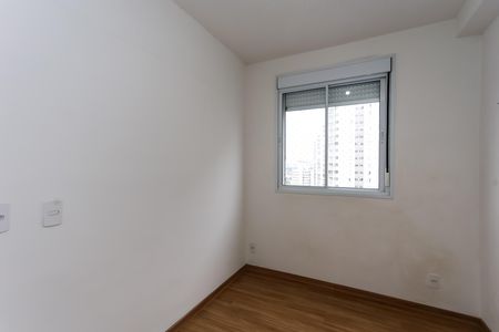 quarto 1 de apartamento para alugar com 2 quartos, 43m² em Jardim Monte Alegre, Taboão da Serra