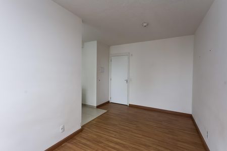 Sala de apartamento para alugar com 2 quartos, 43m² em Jardim Monte Alegre, Taboão da Serra