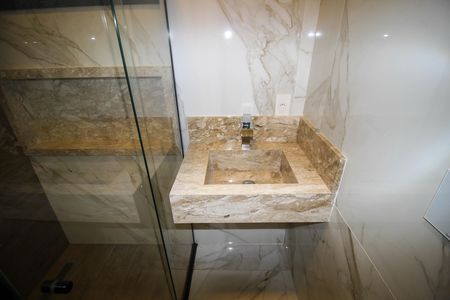 Casa de condomínio para alugar com 454m², 3 quartos e 6 vagas