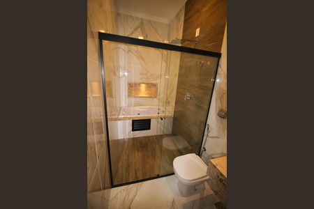 Casa de condomínio para alugar com 454m², 3 quartos e 6 vagas