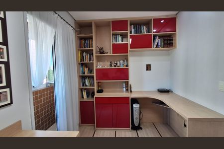 Apartamento à venda com 179m², 4 quartos e 3 vagasQuarto 