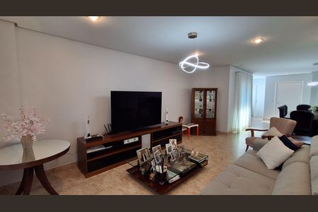 Apartamento à venda com 179m², 4 quartos e 3 vagasSala