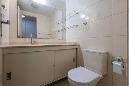 Apartamento à venda com 90m², 3 quartos e 1 vaga Apartamento à venda com 90m², 3 quartos e 1 vagaBanheiro