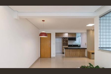 Apartamento para alugar com 65m², 2 quartos e 2 vagas