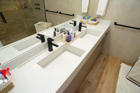 Apartamento à venda com 470m², 6 quartos e 2 vagas Apartamento à venda com 470m², 6 quartos e 2 vagasBanheiro Suíte Principal